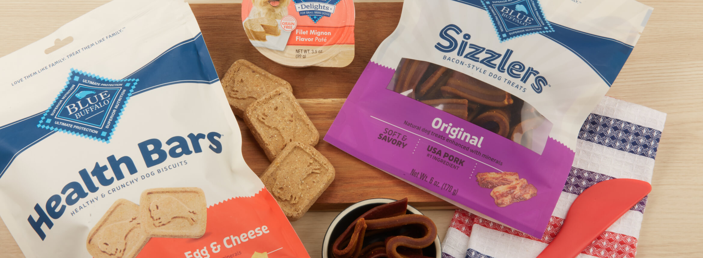 Blue Buffalo dog food featuring a Filet Mignon Breakfast Sandwich using Blue Buffalo Dog treats food